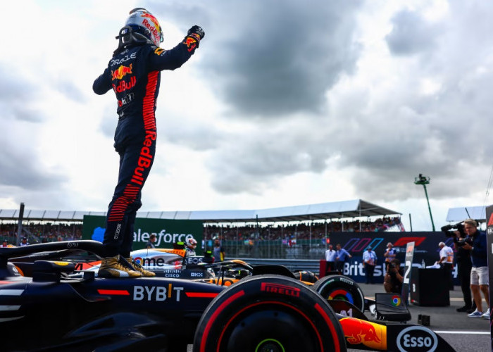 Asapi Raja Sirkuit Silverstone, Max Verstappen Juarai F1 GP Inggris 