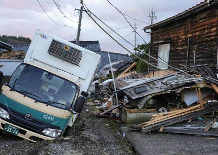 Korban Tewas Gempa Bumi Jepang Mencapai 100 Orang, 211 Lainnya Belum Ditemukan