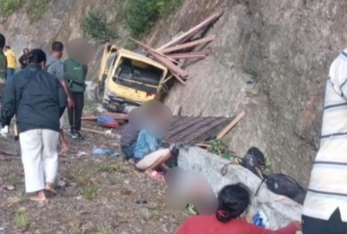 Kecelakaan Maut, Rem Blong Truk Bawa 79 Orang Tabrak Tebing, 18 Pekerja Asal NTT Tewas di Papua Barat