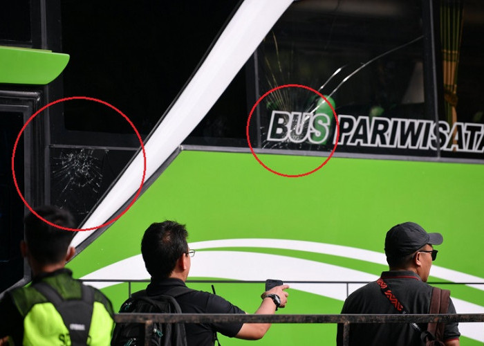 Piala AFF 2022: Begini Penampakan Bus Pasca Dirusak Suporter Indonesia Saat Timnas vs Thailand