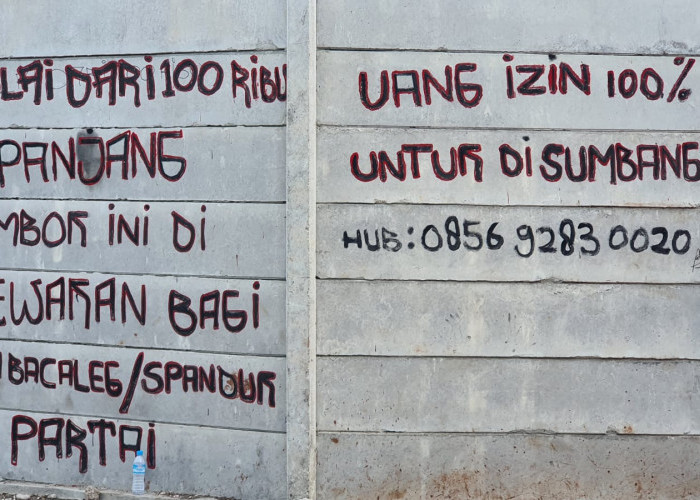 Tembok di Bekasi Dipasang Tarif Rp 100 Ribu Untuk Pasang Spanduk Caleg dan Partai Politik