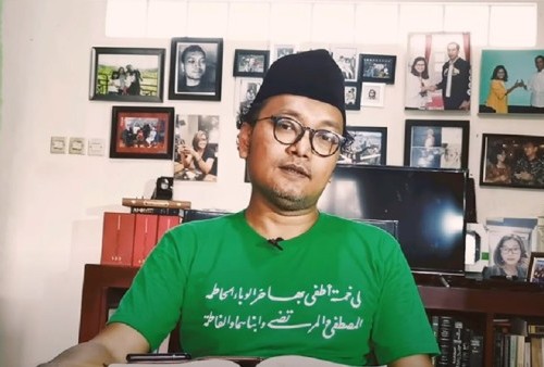 MUI Nyatakan Nyanyi Indonesia Raya Sebelum Tarawih Lecehkan Agama, Guntur Romli: Ah Dikit-dikit Lecehkan Agama