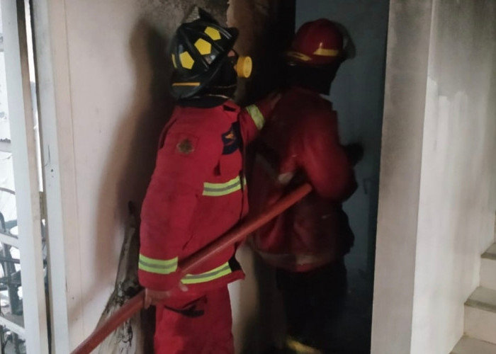Diduga Akibat Korsleting Listrik, Rumah di Jatisampurna Bekasi Terbakar, Kerugian Ditaksir Rp50 Juta