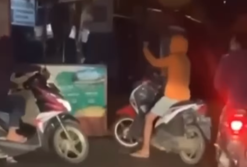 Ngawur! Rombongan Remaja Keliaran Bawa Sajam di Bekasi, Warganet: Lebih Seram Gangster dari pada Kunti 