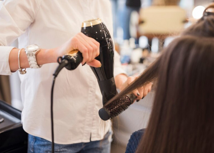 Kehebatan Profesi Hair Stylist: Menata Gaya Rambut dengan Sentuhan Magis