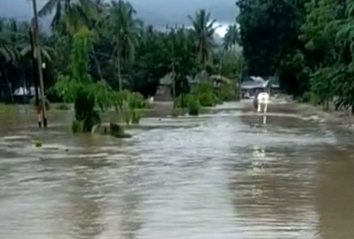 Banjir Rendam Jalur Trans-Sulawesi