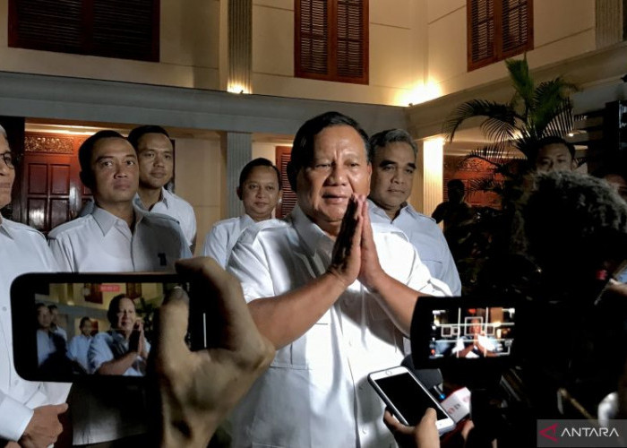 Prabowo dan Petinggi Gerindra Peringati HUT ke-16 dengan Sederhana 
