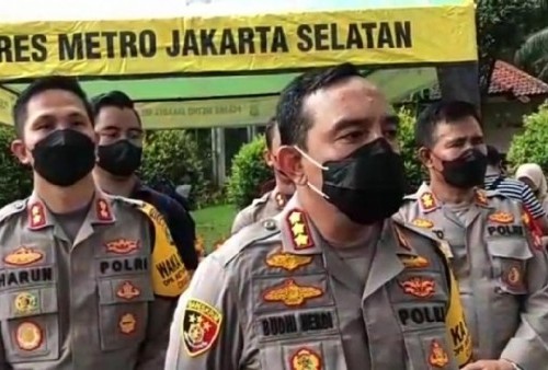 Pengacara Keluarga Brigadir J Sebut Kapolres Jakarta Selatan Diduga Disetting Seseorang untuk...