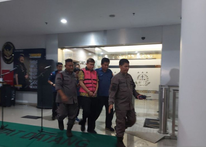 Kejagung Tetapkan Eks GM PT Antam Tersangka Korupsi Penjualan Logam Mulia di Butik Surabaya 1 Antam