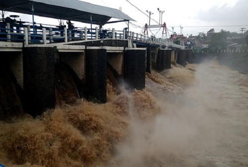Siaga 3 Banjir Jakarta, Debit Air dari Bogor Diperkirakan Dini Hari atau Menjelang Pagi