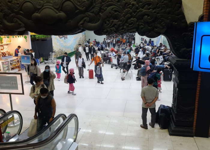 Suasana Mudik di Bandara Soekarno Hatta Terminal 1A