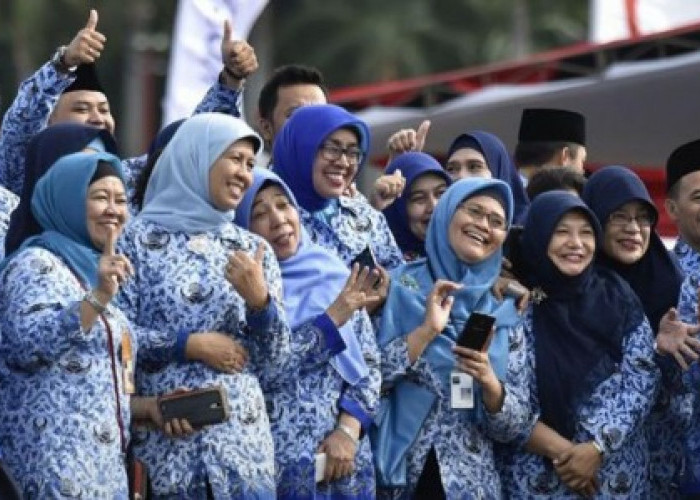 Perubahan Kurikulum Bikin Stres Guru, Jokowi Ingatkan Nadiem Makariem: Hati-hati Pak Mendikbud!