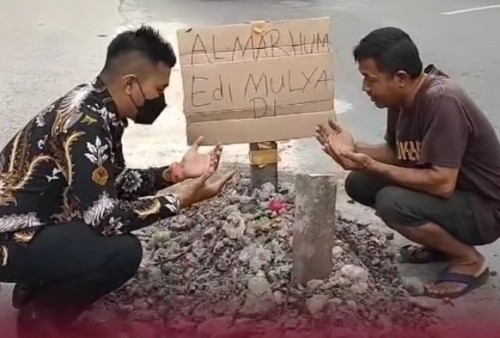 Edy Mulyadi Sudah Almarhum dan Dimakamkan di Samarinda, Ini Penampakan Kuburannya 