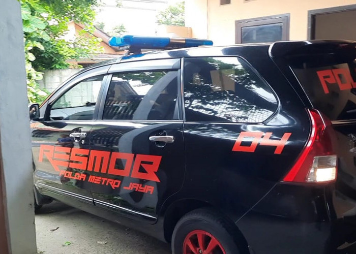 Polisi Periksa Tiga Saksi dan Sita Barang Bukti dari TKP Penemuan Mayat Mutilasi Dalam Box di Bekasi