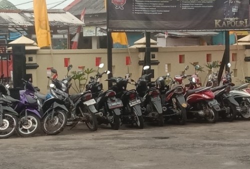 Gerebek Arena Judi Sabung Ayam, Polsek Balaraja Amankan Belasan Sepeda Motor