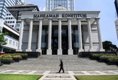 Gugat Presidential Threshold, Lieus Sungkharisma Curcol Sulitnya Ikut Pemilu ke Hakim MK