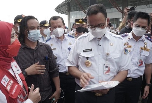 Anies Sebar Bantuan Pangan Murah Bagi 1,1 Juta Warga Jakarta, Ini Rincian Isi Bantuan