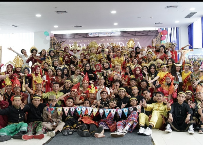 Pelepasan Mahasiswa PMM 3 Bertukar Sementara, Bermakna Selamanya di Universitas Esa Unggul Kampus Tangerang