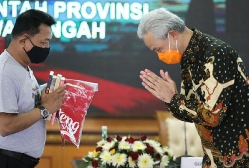 Jokowi Restui dan Dukung Ganjar Jadi Capres, Duet dengan Moeldoko 
