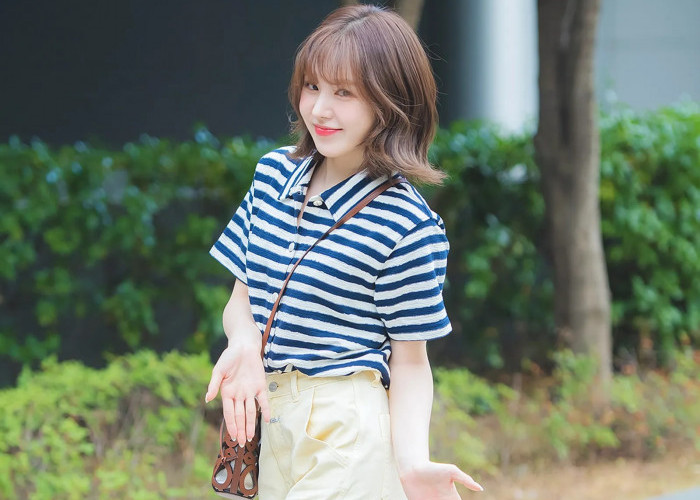 Ide Outfit Cewe Simpel Ala Wendy Red Velvet, Cocok Untuk Kamu yang Nggak Mau Tampil Ribet