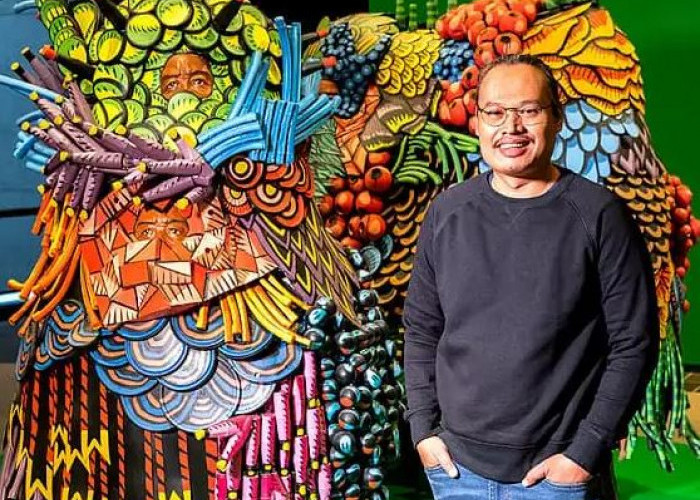 Mengungkap Karya Penuh Warna, Potret Seniman Indonesia Eko Nugroho