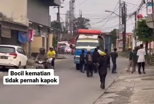 Viral Bocil Cegat Truk di Samping Kantor Polisi Tangerang, Netizen Geram! 