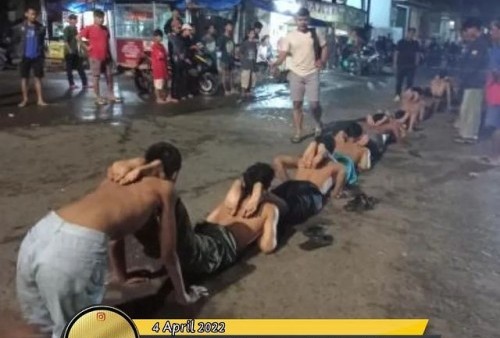 Viral! Remaja di Bekasi Mau Tawuran Digagalkan Warga, Polisi: Semoga Cibitung Selalu Aman