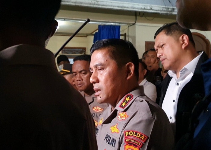 Kapolda Metro Jaya Ungkap, Anggota Densus 88 Temukan 18 Senjata dan Bendera ISIS di Rumah Teroris Bekasi