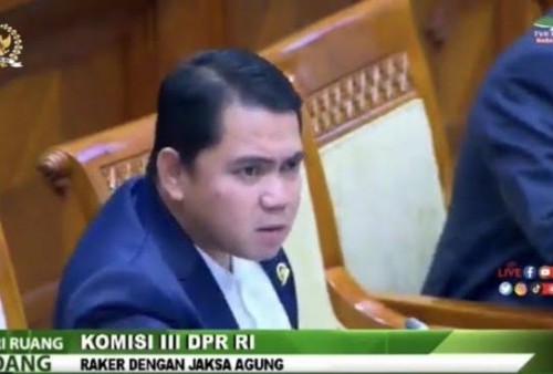Polemik Arteria Soal Bahasa Sunda, Politikus PDIP: Sejarah Bung Karno Itu dari Jawa Barat