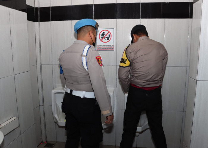 46 Anggota Polresta Tangerang Dicek Urine