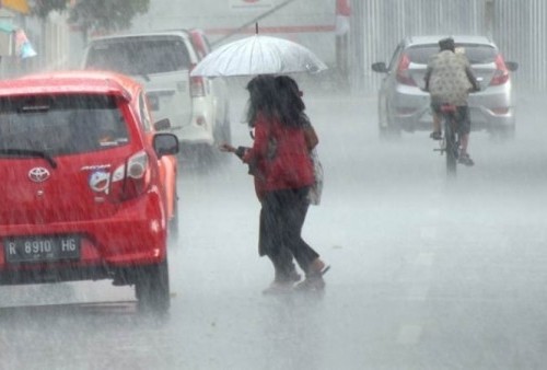 Waspada! BMKG Prediksi Jakarta Alami Hujan di 2 Wilayah Ini