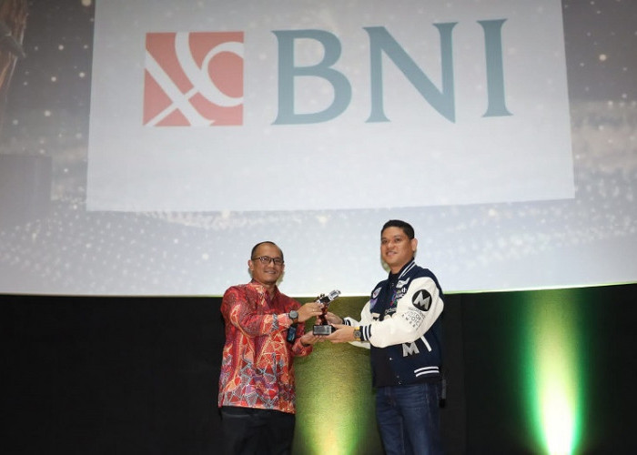 BNI Raih Penghargaan Marketeers OMNI Brands of the Year 2023