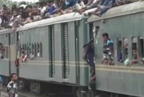 Viral Video Mudik Naik Kereta Berjubel di Bangladesh, Netizen Nostalgia Indonesia di Tahun 2.000-an