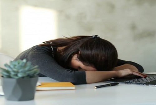 4 Alasan Manusia Sering Merasa Kelelahan, yang Terakhir Sering Banget Terjadi