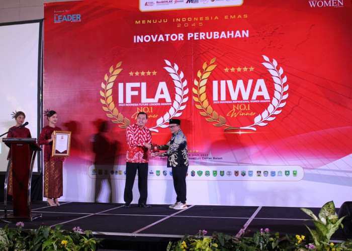 Ketua DPRD Kabupaten Tangerang Raih Penghargaan Peringkat Pertama IFLA 2023
