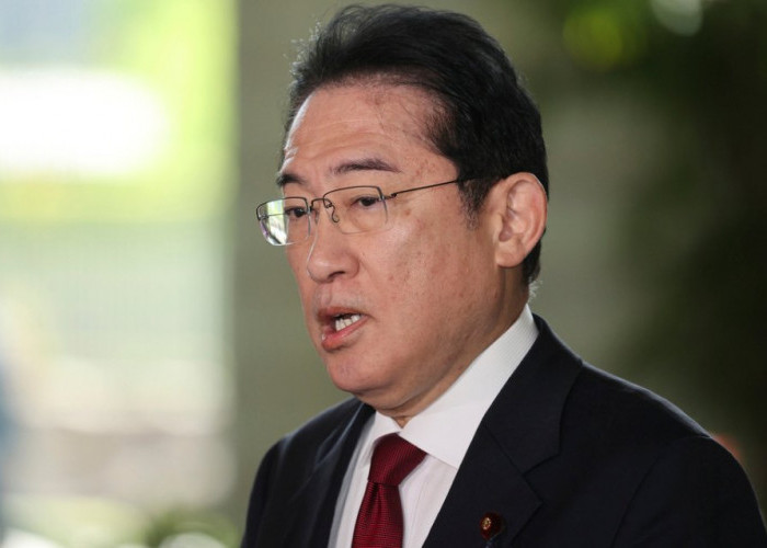 Perdana Menteri Jepang Fumio Kishida Diserang Bom Asap