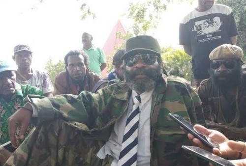 Serang Polisi, Ketua Dewan West Papua Ditangkap