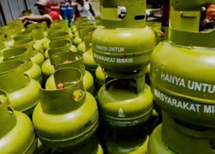 Kelangkaan Gas Elpiji, Pertamina Tambah Pasokan 700 Ribu Tabung Gas Melon 3 Kg 