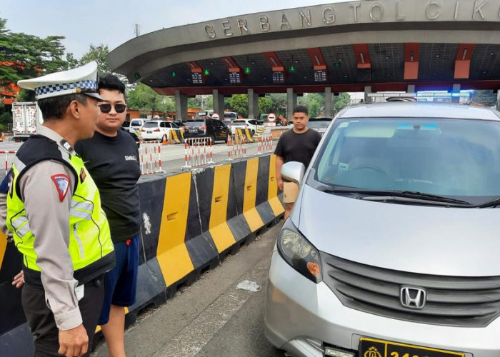 Pakai Plat Dinas Polri dan Rotator, Mobil Honda Freed Diamankan Polisi di Tol Tangerang-Merak