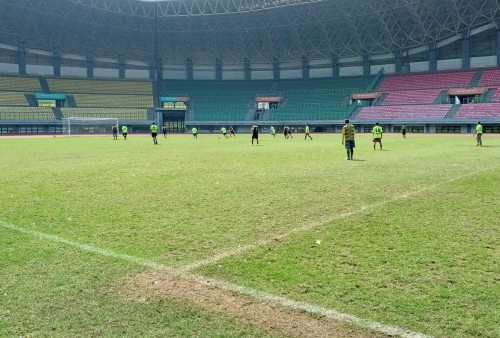 Sukses Jadi Venue Piala AFF U-19, Rumput Stadion Patriot Candrabhaga Mengalami Kerusakan