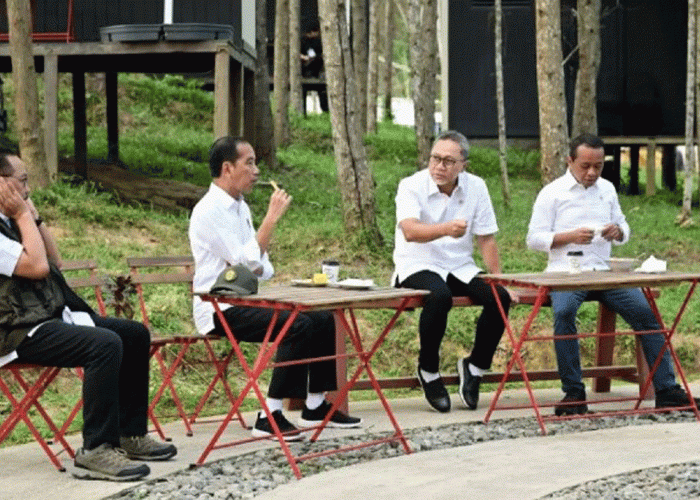 Bermalan di IKN Bersama Sejumlah Menteri, Sarapan Presiden Jokowi Sukun Goreng, Rebusan, dan Teh Hangat
