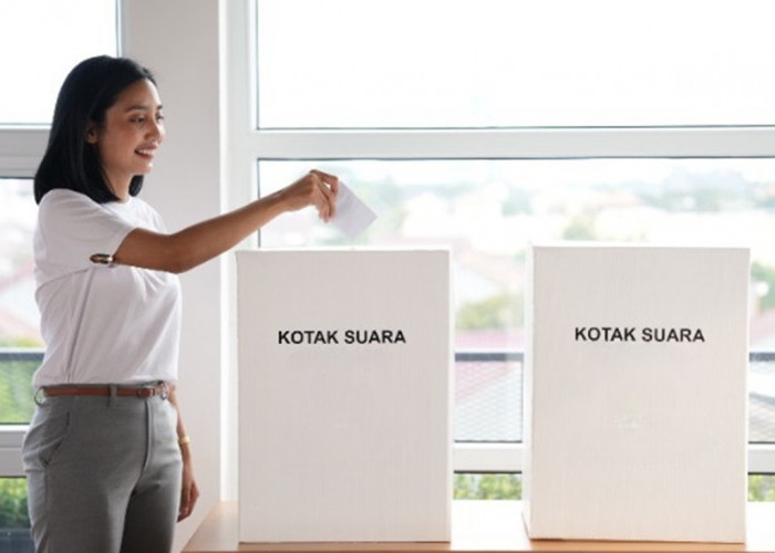 Keren! TPS Pemilu 2024 di London dan Manchester Pakai Kotak dan Bilik Suara Made In Tangerang