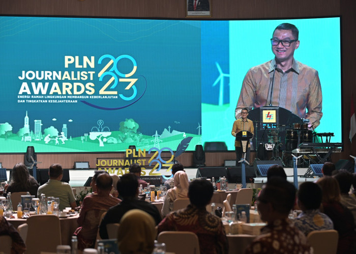 Angkat Tema Energi Ramah Lingkungan, 18 Karya Jurnalistik Terima Penghargaan Dirut dalam PLN Journalist Awards 2023