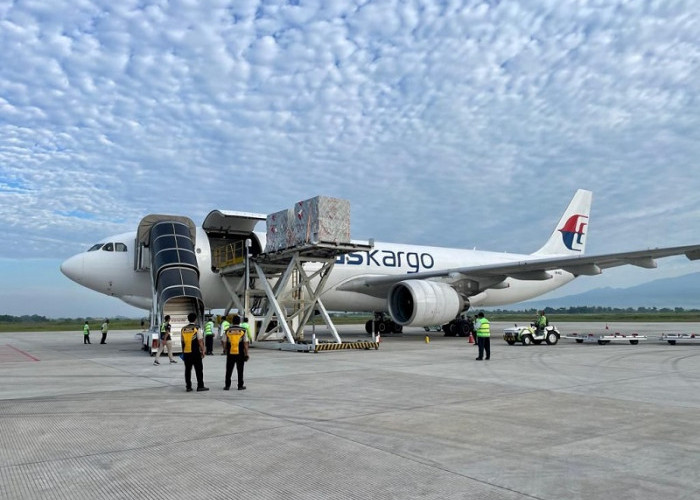 WSBK Mandalika 2022 Segera Digelar, 176 Ton Logistik Tiba di Bandara Internasional Lombok