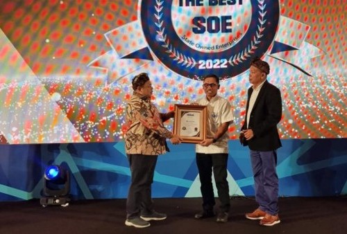 Jamkrindo Raih Penghargaan Best SOE dengan Predikat Prestisius