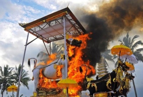 Kronologi Ledakan saat Upacara Ngaben di Gianyar Bali, Saat Pembakaran Puncak Tiba-tiba...