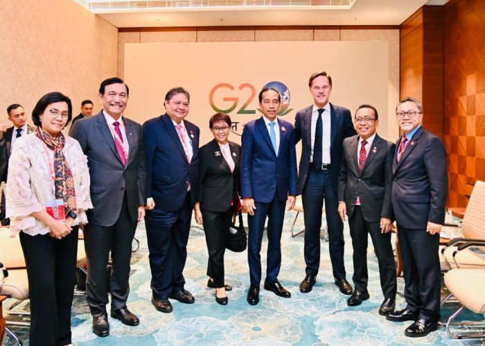 Bertemu PM Belanda Mark Rutte di KTT G20, Jokowi Bahas Penguatan Kerja Sama Ekonomi Indonesia-Belanda