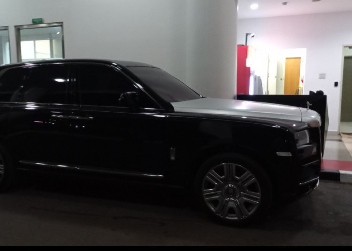 Kejagung Sita Mobil Rolls Royce Milik Suami Sandra Dewi Harvey Moeis