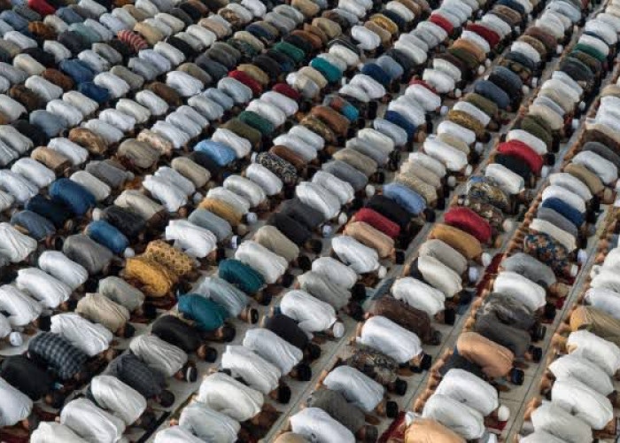 Hukum Salat Idul Fitri Wajib Atau Sunnah? Simak Penjelasannya Berdasarkan Dalil