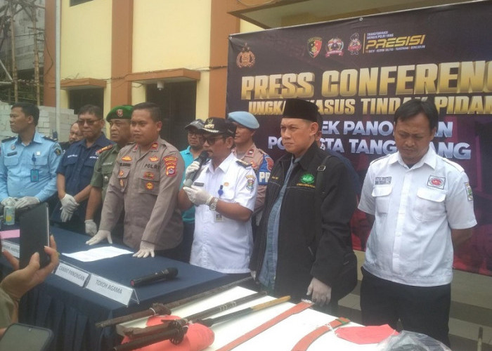 Kedapatan Bawa Sajam Untuk Tawuran, Delapan Orang Berandalan Bermotor di Tangerang Diringkus Polisi